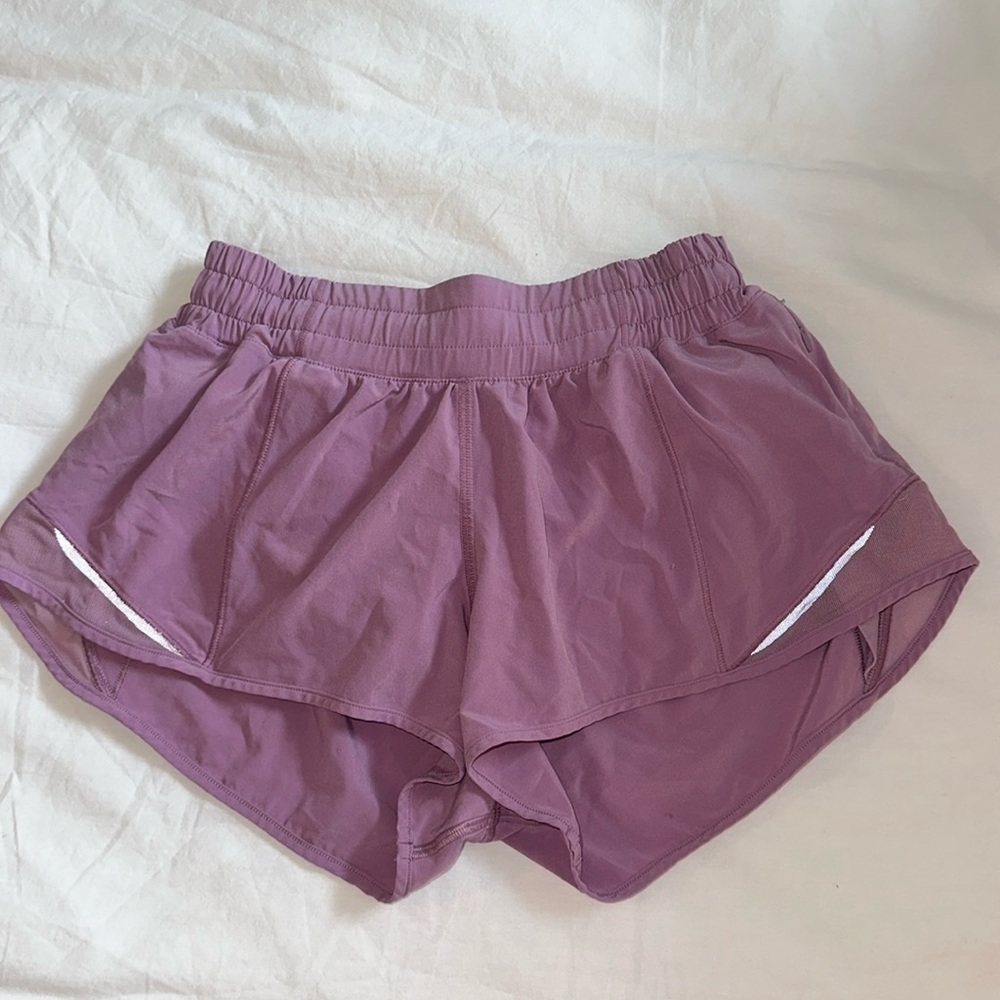 Lululemon lavender low rise Hotty Hotty shorts. size 4